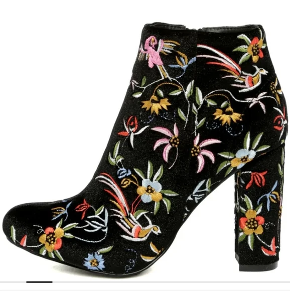 Lulu's Black Floral Embroidered Ankle Boots - Picture 2 of 10